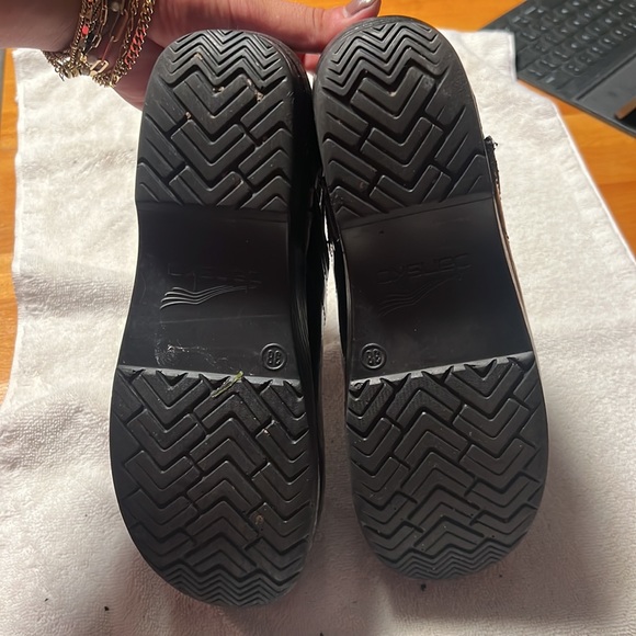 Navy blue with black accent design patent Dansko clogs, size 38 (7.5) - Picture 8 of 8